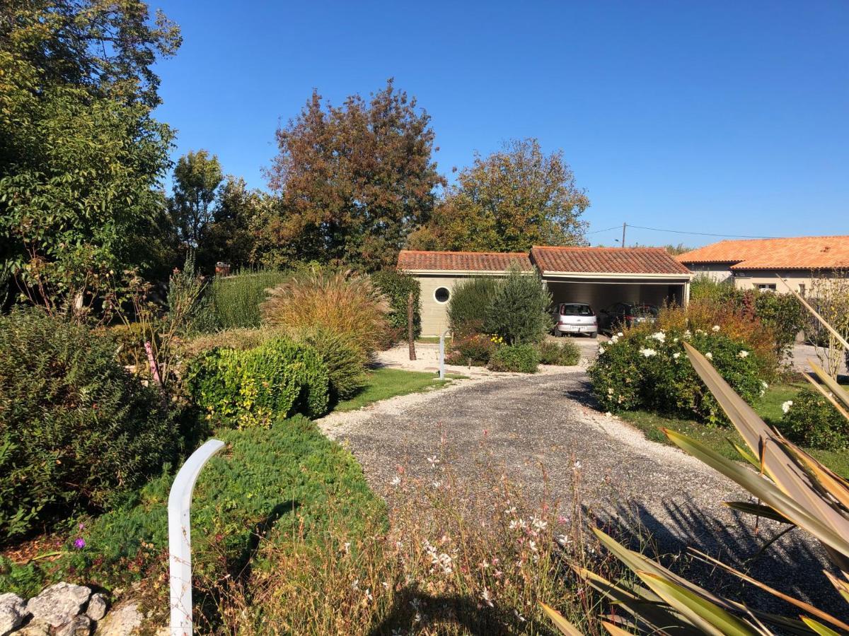 Chambres D Hotes Villa Anani Cosson Alex Barbezieux-Saint-Hilaire Exterior photo